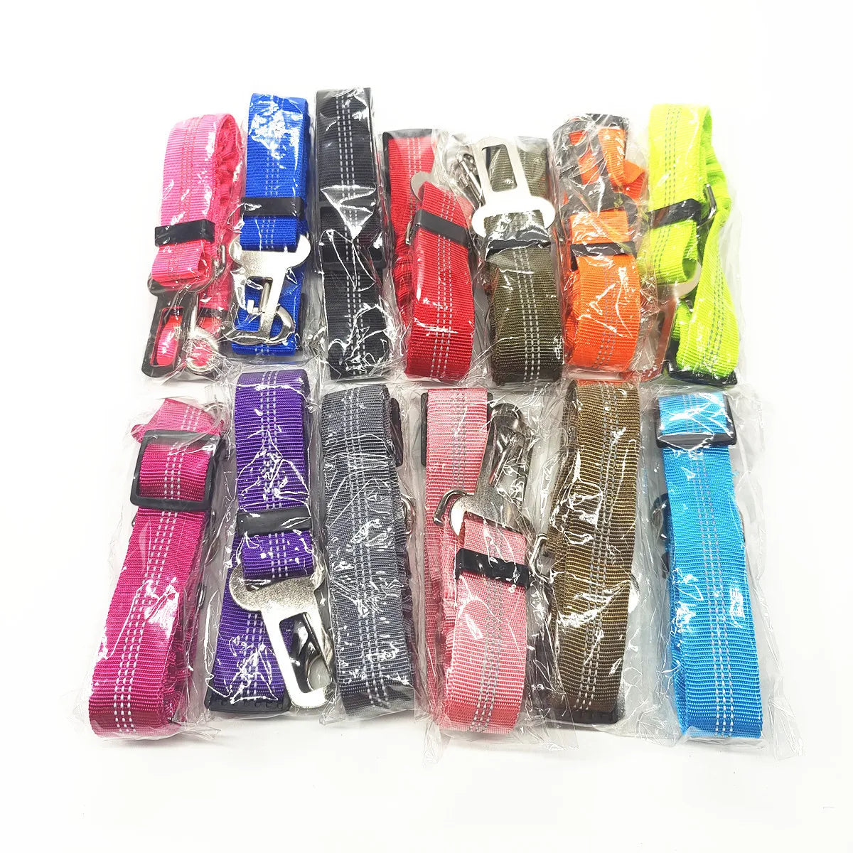 Cinturón de seguridad ajustable para perros, arnés para coche, nailon reflectante, amortiguación, elasticidad, accesorios de viaje para perros